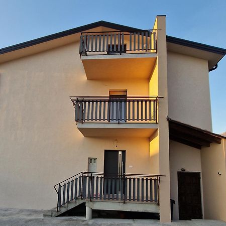 Apartma-Sobe Lejla Vipava Exterior foto